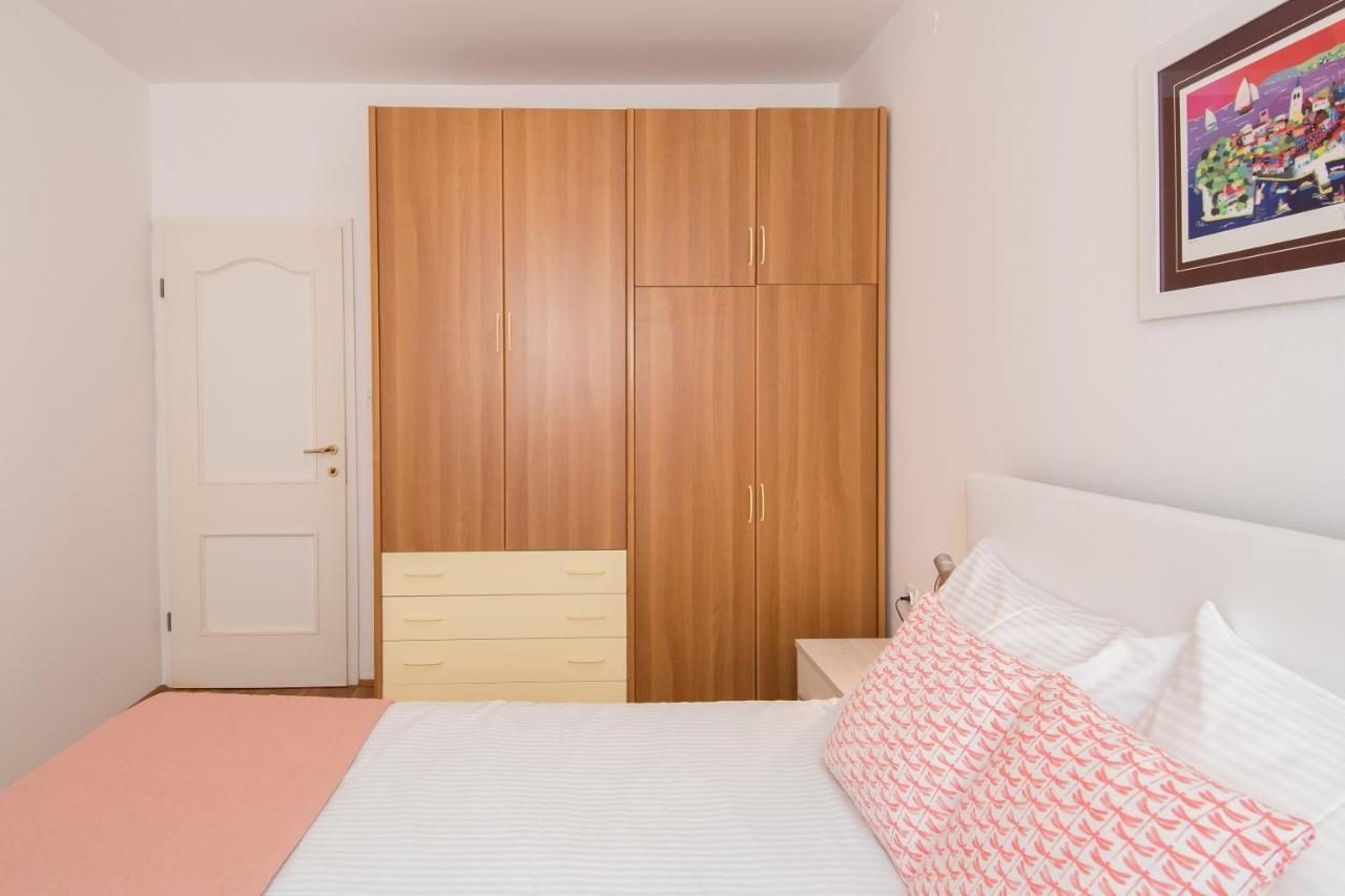 Apartments Palmic Porec Exterior photo