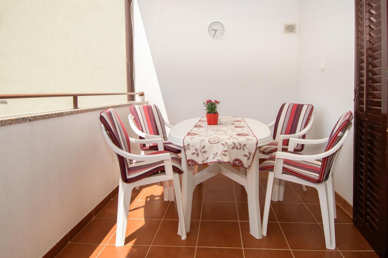 Apartments Palmic Porec Exterior photo