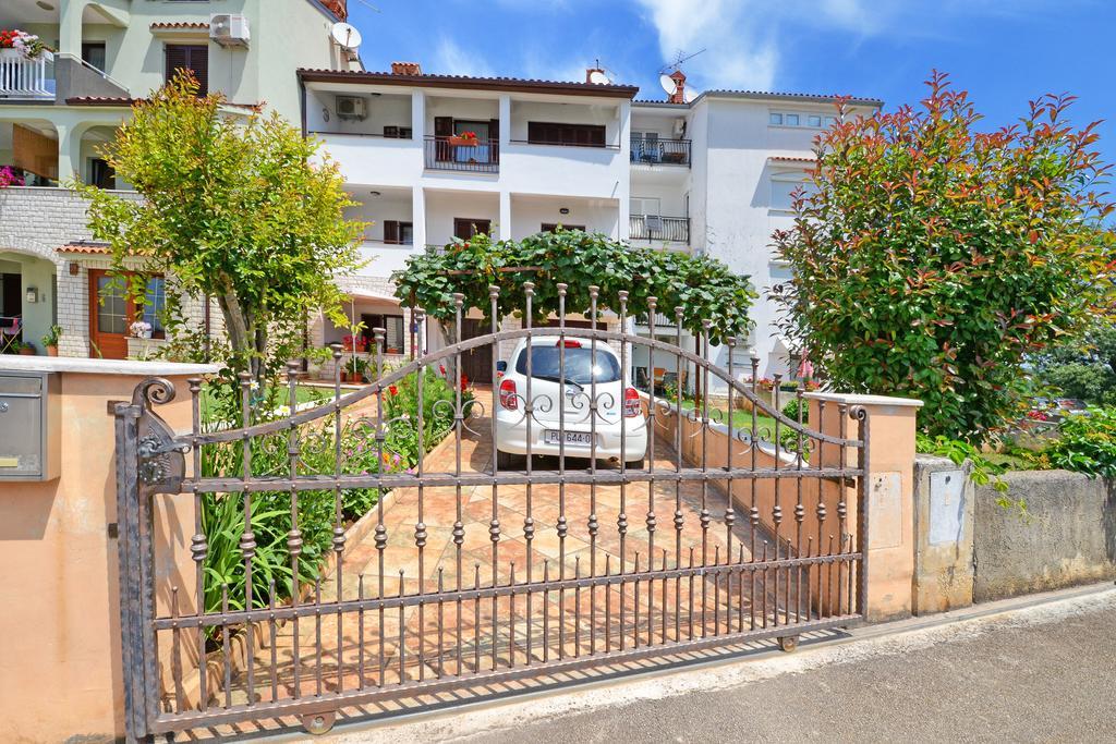 Apartments Palmic Porec Exterior photo